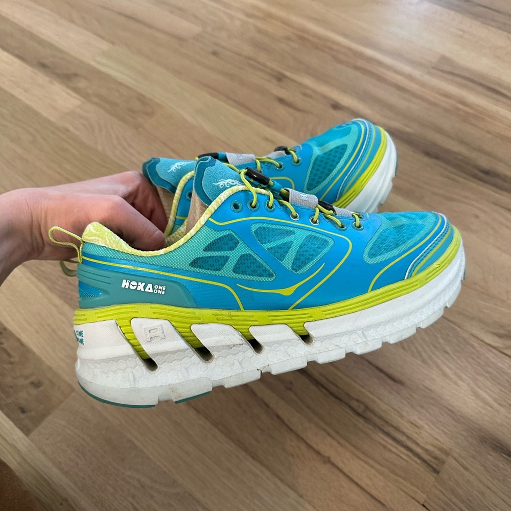 Hoka One One Conquest Running Shoes Women’s Size 7 Aqua Blue and Lime Green